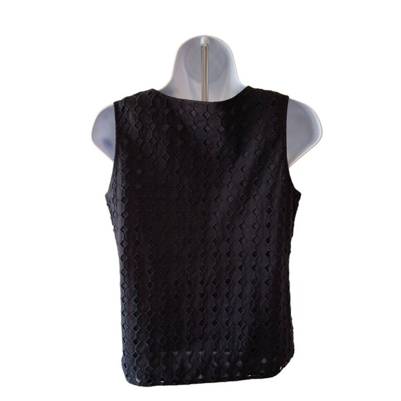 Talbots Blouse Tank Top 6P Black Sleeveless Cotton Eyelet Overlay Goth Preppy - Picture 2 of 6